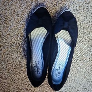 Life Stride Wedge size 9-M